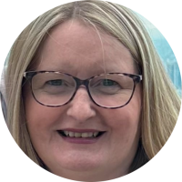 julie-townsend-circle